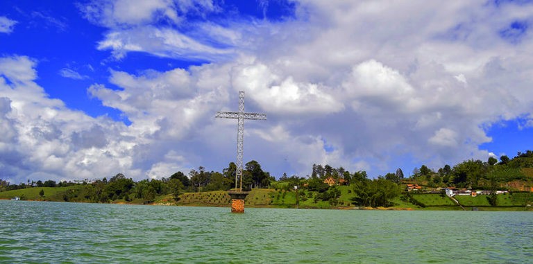 tour medellin guatape